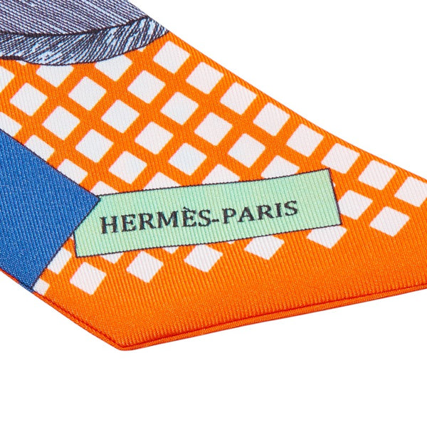 エルメス ツイリー Cavalier en Formes カヴァリエ アン フォルム スカーフ オレンジ マルチカラー シルク レディース HERMES 【中古】