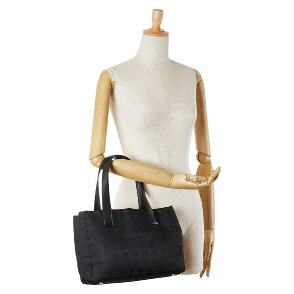 シャネル ニュートラベルライン ココマーク ハンドバッグ トートバッグ ブラック ナイロン レザー レディース CHANEL 【中古】