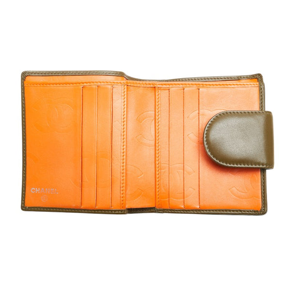 シャネル カンボンライン ココマーク パイソン型押し 二つ折り財布 カーキ ベージュ ラムスキン レディース CHANEL 【中古】