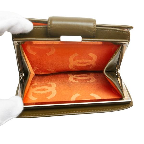 シャネル カンボンライン ココマーク パイソン型押し 二つ折り財布 カーキ ベージュ ラムスキン レディース CHANEL 【中古】