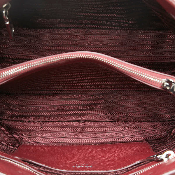 プラダ 三角ロゴプレート ハンドバッグ ショルダーバッグ 2WAY レッド ボルト レザー レディース PRADA 【中古】