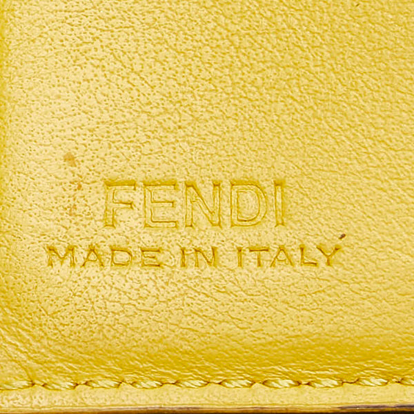 フェンディ ズッカ エフイズフェンディ 三つ折り財布 コンパクトウォレット   8M0395 シルバー レザー レディース FENDI 【中古】