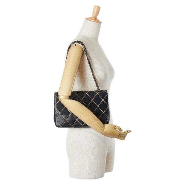 シャネル マトラッセ ワイルドステッチ チェーン ショルダーバッグ ブラック レザー レディース CHANEL 【中古】