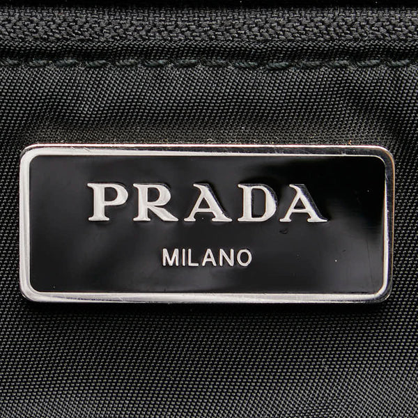 プラダ 三角ロゴプレート リュック バックパック ブラック ナイロン レディース PRADA 【中古】