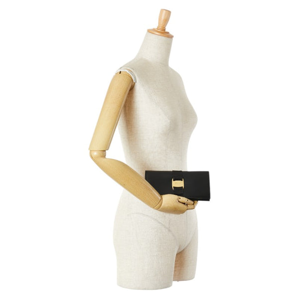 サルヴァトーレフェラガモ ヴァラリボン 二つ折り財布 ブラック レザー レディース Salvatore Ferragamo 【中古】