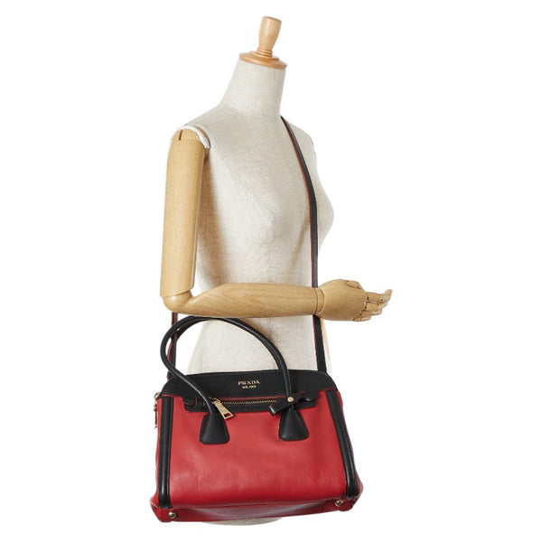 プラダ サフィアーノ ハンドバッグ ショルダーバッグ 2WAY レッド ブラック レザー レディース PRADA 【中古】