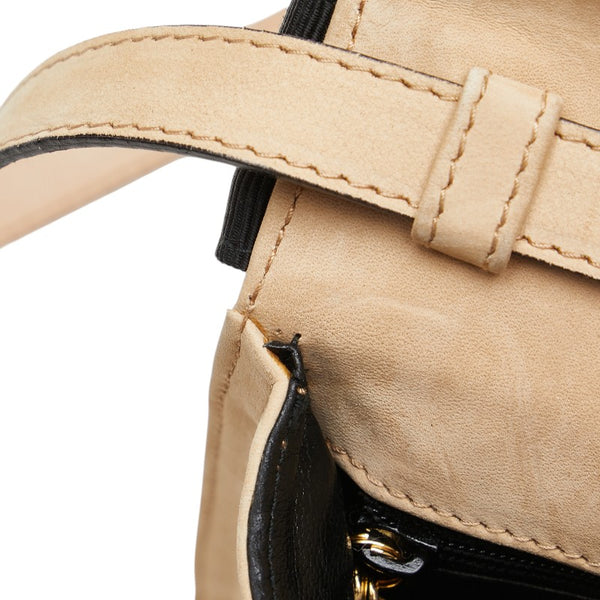 サルヴァトーレフェラガモ ヴァラリボン ハンドバッグ ショルダーバッグ 2WAY ベージュ ブラック スウェード レザー レディース Salvatore Ferragamo 【中古】