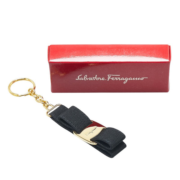 サルヴァトーレフェラガモ ヴァラリボン キーホルダー ブラック キャンバス メッキ レディース Salvatore Ferragamo 【中古】