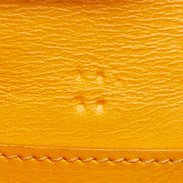 セリーヌ ロゴ 二つ折り財布 コンパクトウォレット ベージュ イエロー レザー レディース CELINE 【中古】