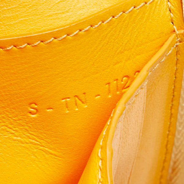 セリーヌ ロゴ 二つ折り財布 コンパクトウォレット ベージュ イエロー レザー レディース CELINE 【中古】