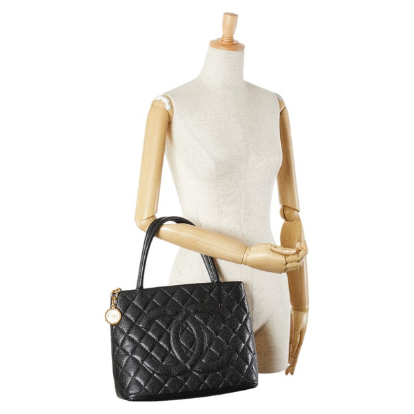 シャネル マトラッセ ココマーク 復刻トート トートバッグ ブラック キャビアスキン レディース CHANEL 【中古】