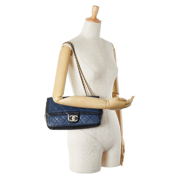 シャネル ココマーク マトラッセ バイカラー チェーン ショルダーバッグ ネイビー ブラック ラムスキン レディース CHANEL 【中古】