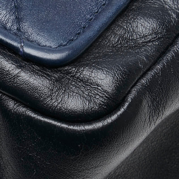 シャネル ココマーク マトラッセ バイカラー チェーン ショルダーバッグ ネイビー ブラック ラムスキン レディース CHANEL 【中古】