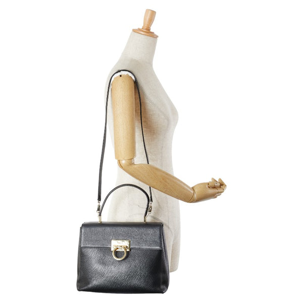 サルヴァトーレフェラガモ ガンチーニ ハンドバッグ ショルダーバッグ 2WAY ブラック レザー レディース Salvatore Ferragamo 【中古】