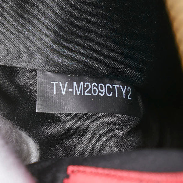 ヴァレンティノ ロックスタッズ ラブブレード ハート クラッチバッグ MW2P0269CTY ブラック レザー レディース VALENTINO 【中古】