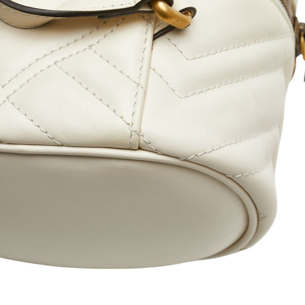 グッチ GGマーモント チェーン ミニ リュック バックパック 598594 ホワイト レザー レディース GUCCI 【中古】