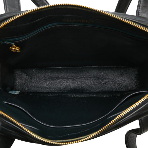 シャネル マトラッセ ショルダーバッグ ブラック ラムスキン レディース CHANEL 【中古】