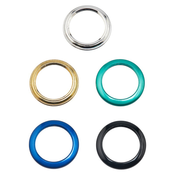 グッチ チェンジベゼル 腕時計 11/12.2 クオーツ ホワイト文字盤 ステンレススチール レディース GUCCI 【中古】