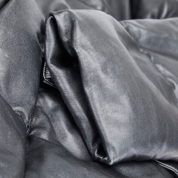 モンクレール TISSU MATERIAL OBERSLOFF TESSUTO ダウンジャケット サイズ:2 ブラック レザー ダウン メンズ MONCLER 【中古】