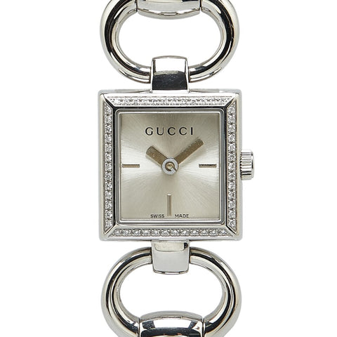 グッチ トルナヴォーニ ダイヤベゼル 腕時計 120 クオーツ シルバー文字盤 ステンレススチール レディース GUCCI 【中古】
