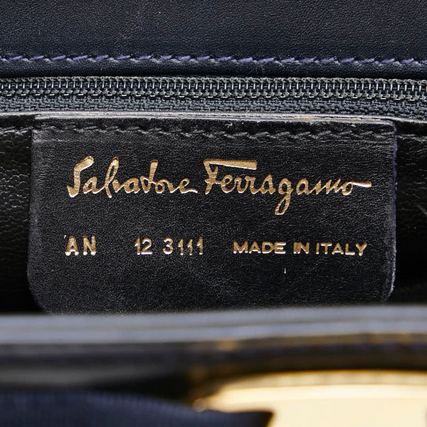 サルヴァトーレフェラガモ ヴァラリボン 斜め掛け ショルダーバッグ ネイビー レザー レディース Salvatore Ferragamo 【中古】