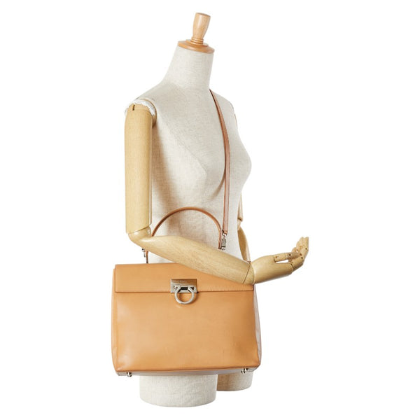 サルヴァトーレフェラガモ ガンチーニ ハンドバッグ ショルダーバッグ 2WAY ベージュ レザー レディース Salvatore Ferragamo 【中古】