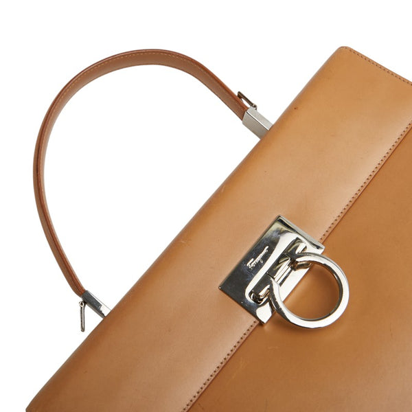 サルヴァトーレフェラガモ ガンチーニ ハンドバッグ ショルダーバッグ 2WAY ベージュ レザー レディース Salvatore Ferragamo 【中古】