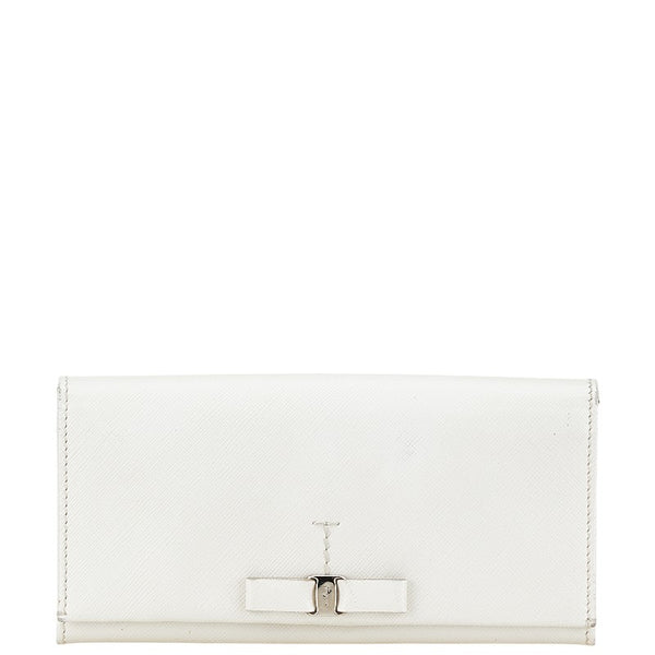 サルヴァトーレフェラガモ ヴァラリボン 長財布 JP-22-B480 ホワイト レザー レディース Salvatore Ferragamo 【中古】