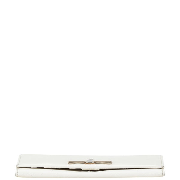 サルヴァトーレフェラガモ ヴァラリボン 長財布 JP-22-B480 ホワイト レザー レディース Salvatore Ferragamo 【中古】