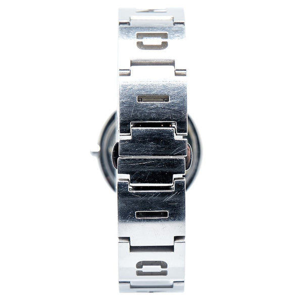 フェンディ 腕時計 3050L クオーツ ブラック文字盤 ステンレススチール レディース FENDI 【中古】