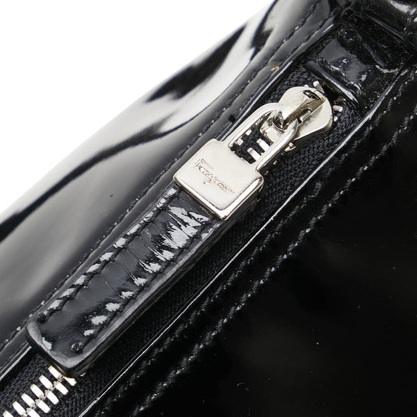 サルヴァトーレフェラガモ ガンチーニ ミニ ハンドバッグ ショルダーバッグ ブラック エナメル レディース Salvatore Ferragamo 【中古】