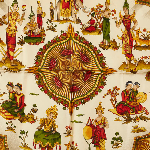 サルヴァトーレフェラガモ 総柄 スカーフ レッド マルチカラー レディース Salvatore Ferragamo 【中古】