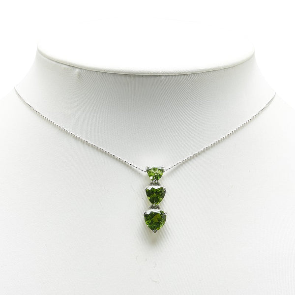 K18WG ホワイトゴールド ペリドット5.77ct ダイヤ0.07ct トライアングル モチーフ ネックレス レディース 【中古】