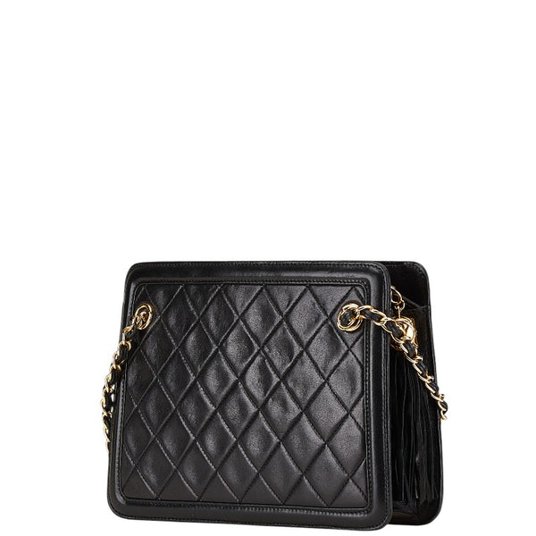 シャネル マトラッセ タッセル フリンジ チェーン ショルダーバッグ ブラック ラムスキン レディース CHANEL 【中古】