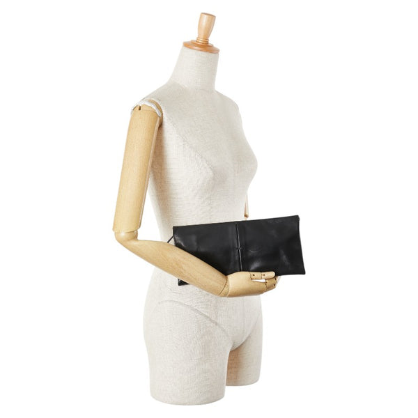 サンローラン ロゴプレート クラッチバッグ ブラック レザー レディース SAINT LAURENT 【中古】