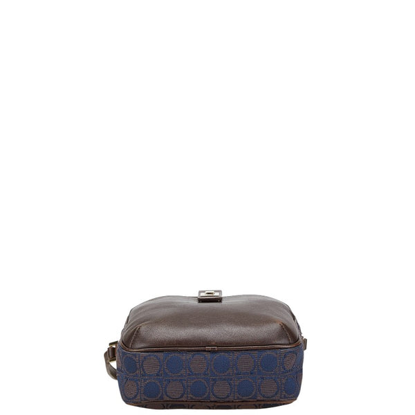 サルヴァトーレフェラガモ ガンチーニ柄 斜め掛け ショルダーバッグ BA-21 2781 ブラウン ネイビー キャンバス レザー レディース Salvatore Ferragamo 【中古】