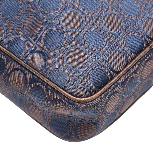 サルヴァトーレフェラガモ ガンチーニ柄 斜め掛け ショルダーバッグ BA-21 2781 ブラウン ネイビー キャンバス レザー レディース Salvatore Ferragamo 【中古】