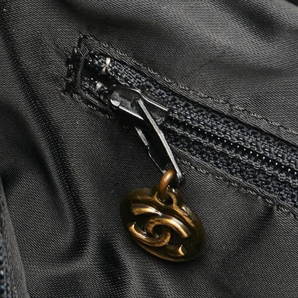 シャネル ココマーク フリンジ ワンショルダーバッグ ブラック ラムスキン レディース CHANEL 【中古】