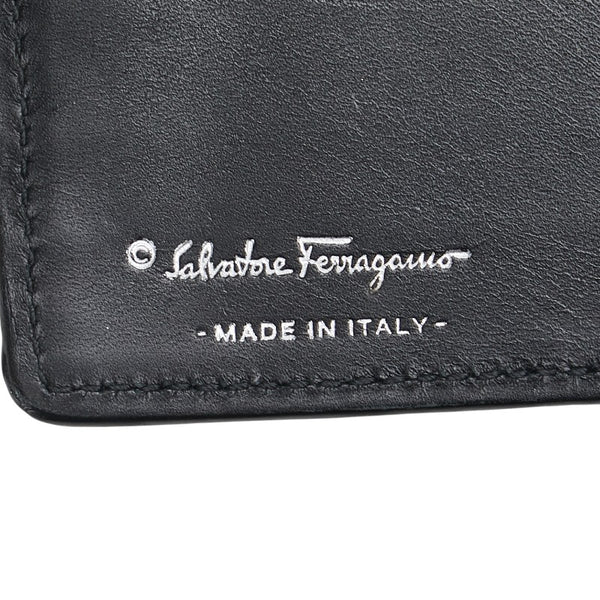 サルヴァトーレフェラガモ 二つ折り財布 ブラック レザー メンズ Salvatore Ferragamo 【中古】