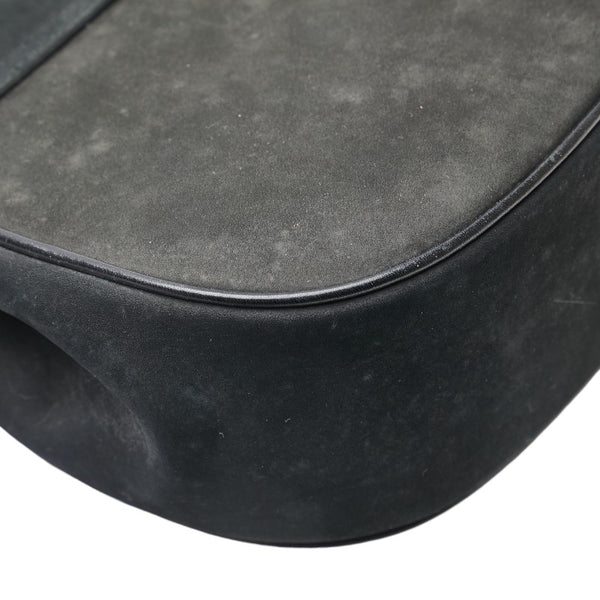 サルヴァトーレフェラガモ ガンチーニ 斜め掛け ショルダーバッグ ブラック スエード レディース Salvatore Ferragamo 【中古】