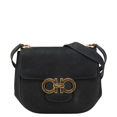 サルヴァトーレフェラガモ ガンチーニ 斜め掛け ショルダーバッグ ブラック スエード レディース Salvatore Ferragamo 【中古】