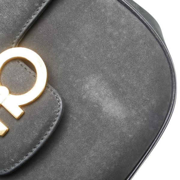 サルヴァトーレフェラガモ ガンチーニ 斜め掛け ショルダーバッグ ブラック スエード レディース Salvatore Ferragamo 【中古】