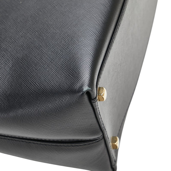 サルヴァトーレフェラガモ ガンチーニ ハンドバッグ ショルダーバッグ 2WAY AF-21 0290 ブラック レザー レディース Salvatore Ferragamo 【中古】