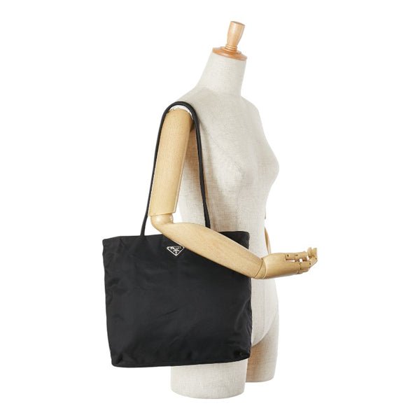 プラダ 三角ロゴプレート トートバッグ ブラック ナイロン レディース PRADA 【中古】