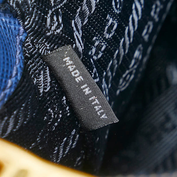 プラダ 三角ロゴプレート サフィアーノ ハンドバッグ ブルー レザー レディース PRADA 【中古】