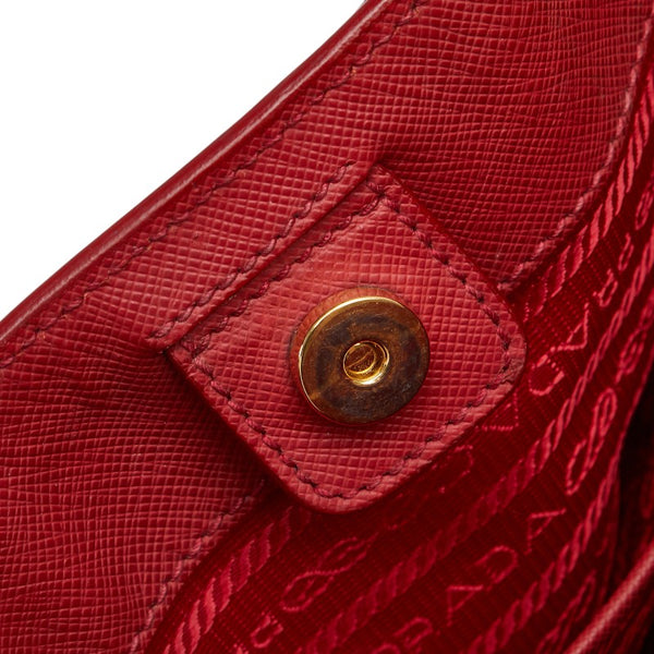 プラダ サフィアーノ ガレリア 三角ロゴプレート ハンドバッグ BN1874 レッド レザー レディース PRADA 【中古】