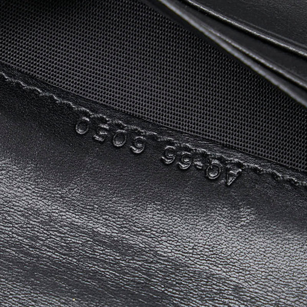 サルヴァトーレフェラガモ 長財布 トラベルケース ブラック レザー レディース Salvatore Ferragamo 【中古】