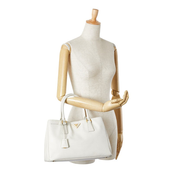 プラダ 三角ロゴプレート ハンドバッグ BN1874 ホワイト レザー レディース PRADA 【中古】