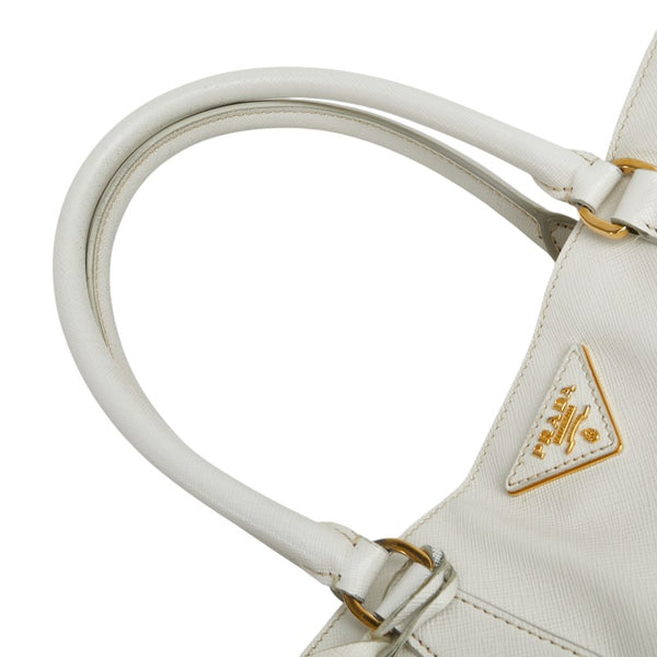 プラダ 三角ロゴプレート ハンドバッグ BN1874 ホワイト レザー レディース PRADA 【中古】