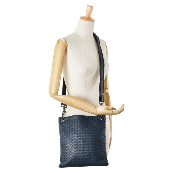 ボッテガヴェネタ イントレチャート ショルダーバッグ ネイビー ブラック レザー レディース BOTTEGAVENETA 【中古】
